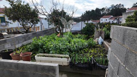 Moradia com 150 m2 em são teotónio, a 7 km da praia