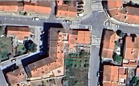 Moradia com 150 m2 em são teotónio, a 7 km da praia