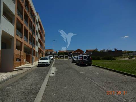 Lote para prédio em  santarém em urbanização de referência