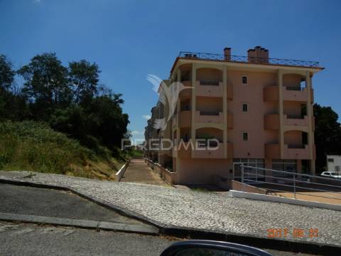 Lote para prédio em  santarém em urbanização de referência