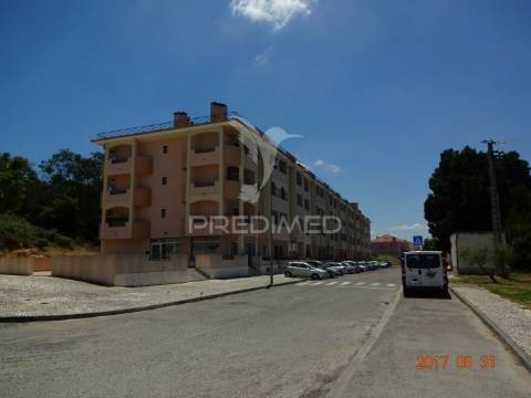 Lote para prédio em  santarém em urbanização de referência