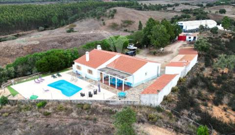 Quintinha com piscina a 9 km da zambujeira do mar