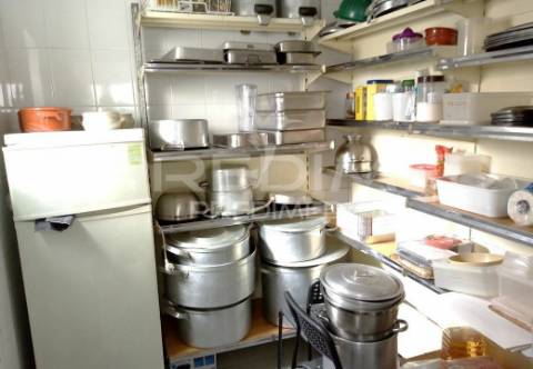 Marteleira. restaurante totalmente equipado