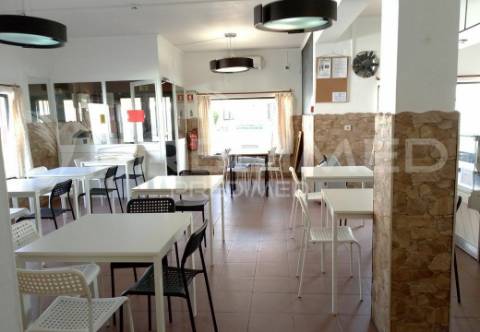 Marteleira. restaurante totalmente equipado