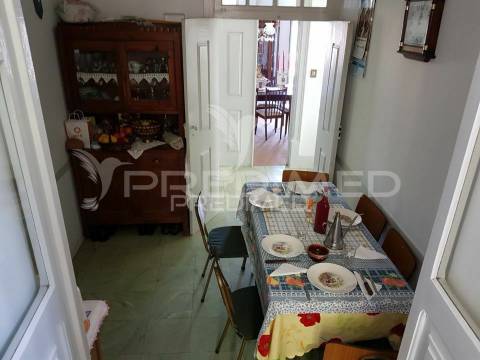 Arganil. quintinha 8 assoalhadas na serra do açor