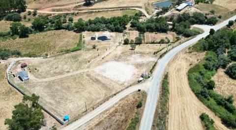 Terreno c/projeto para área serv. de autocaravanas