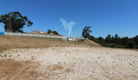 Terreno c/projeto para área serv. de autocaravanas