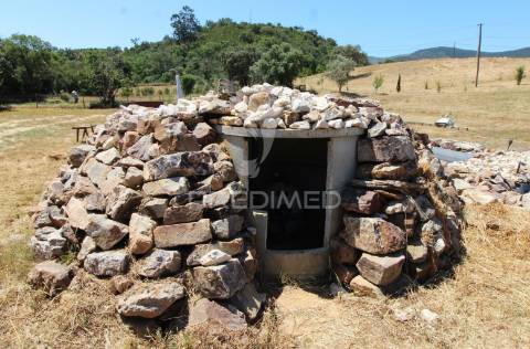 Terreno c/projeto para área serv. de autocaravanas