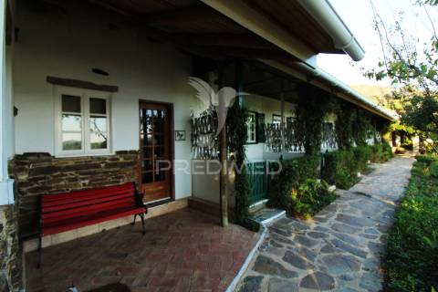 Quinta de charme na barragem  santa clara-a-velha