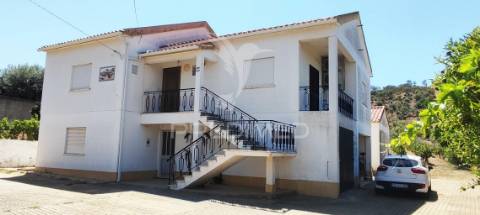 Quinta com 2,3000 hectares em vale de santiago