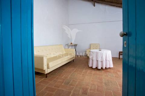 Herdade com monte alentejano - serpa