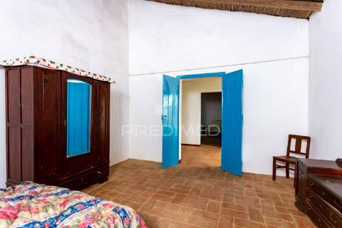 Herdade com monte alentejano - serpa