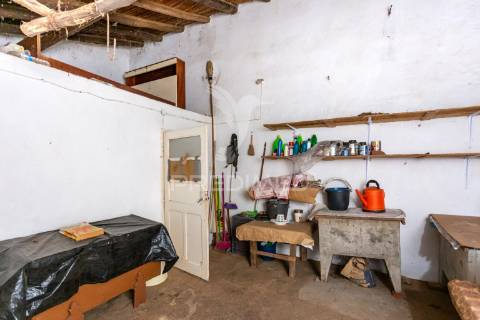 Herdade com monte alentejano - serpa