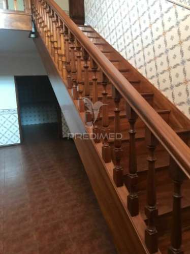 Moradia  t7 com terreno em ponte lima