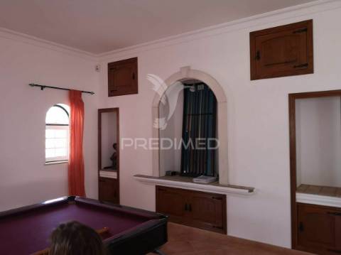 Loulé - moradia com 4 quartos / villa with 4 bedrooms