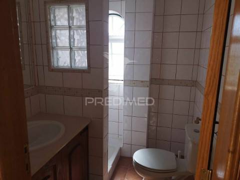 Loulé - moradia com 4 quartos / villa with 4 bedrooms