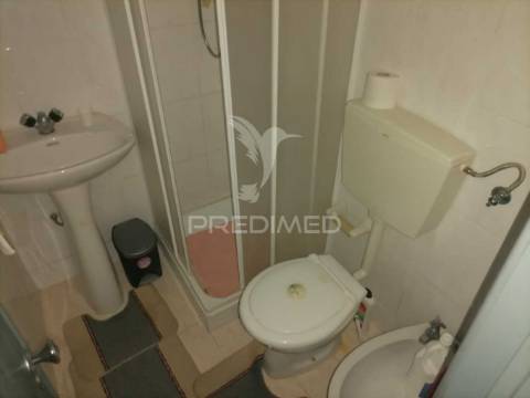 Casa pronta a habitar na aldeia de alagoa