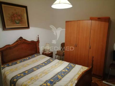 Casa pronta a habitar na aldeia de alagoa