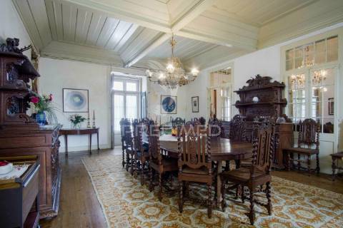 Casa senhorial no coração das caldas da rainha