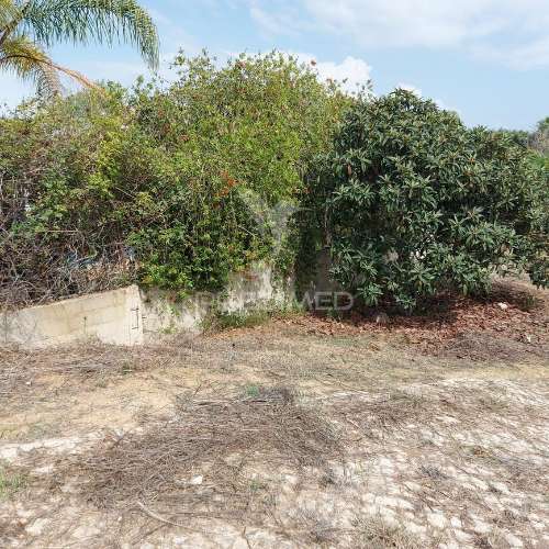 Propriedade 5480m2 em lagos com localização premium