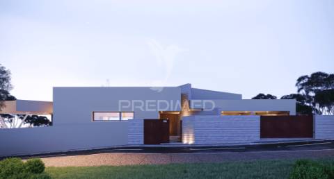 Moradia t4 nova em joane