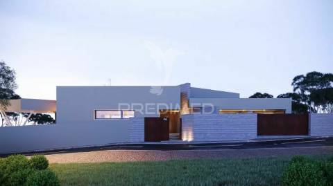 Moradia t4 nova em joane