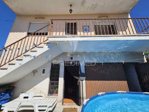 Moradia t3 perto de dorne com garagem para carro, barco ou moto água - valor negociável