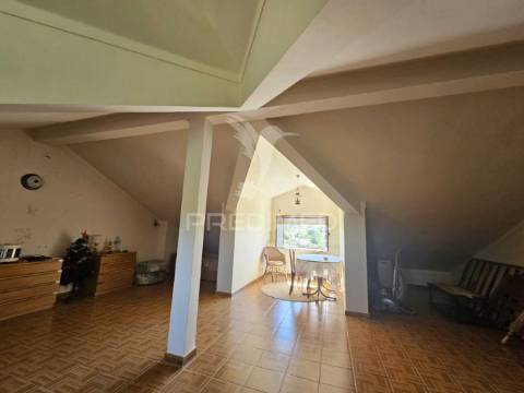 Moradia t3 perto de dorne com garagem para carro, barco ou moto água - valor negociável