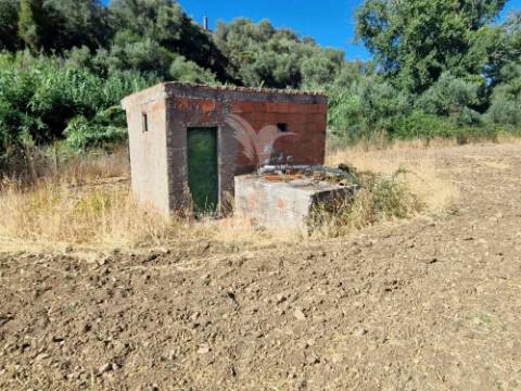 Terreno rustico - torrão
