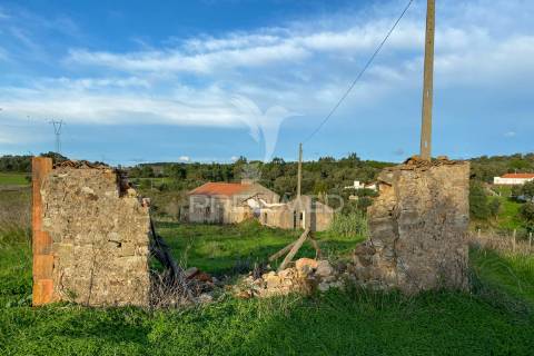 Quinta com ruína a 10km da lagoa de santo andré
