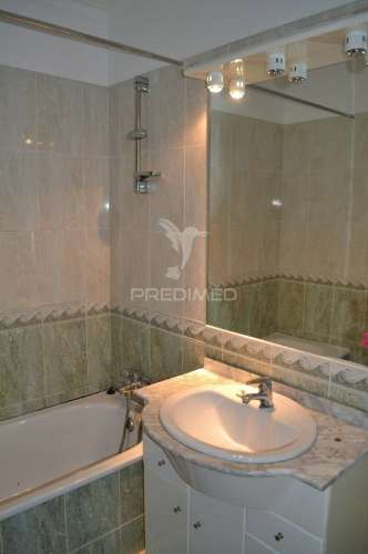 Apartamento t2  garagem varandas