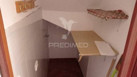 Casa de rés do chão e 1ºandar, seda.