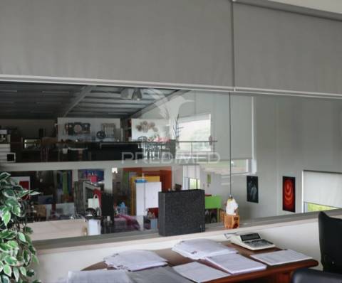 Excelente oportunidade de negocio  pavilhão-armazém  torre do bispo