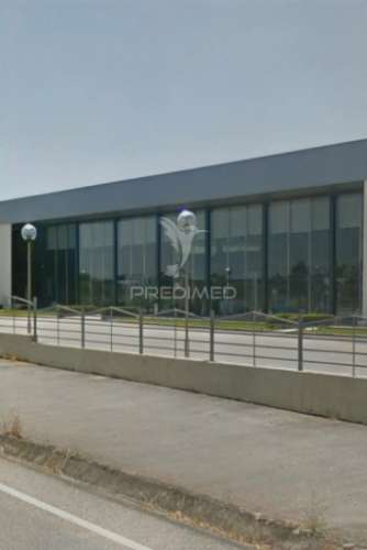 Excelente oportunidade de negocio  pavilhão-armazém  torre do bispo