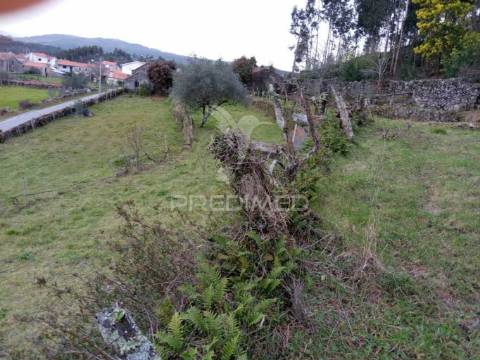 Moradia de pedra para recuperar