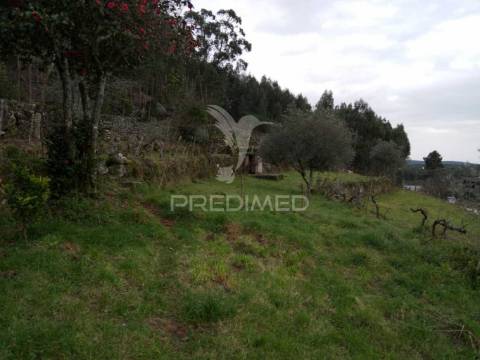 Moradia de pedra para recuperar