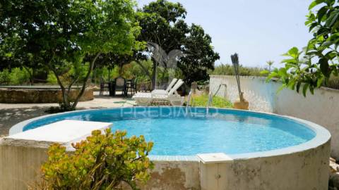 Quinta 10.080m2 com moradia bi familiar 411m2 e piscina