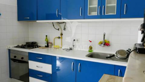 Quinta 10.080m2 com moradia bi familiar 411m2 e piscina