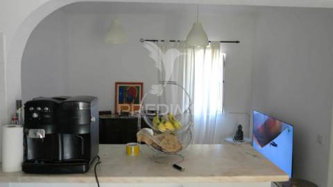 Quinta 10.080m2 com moradia bi familiar 411m2 e piscina