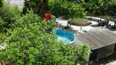 Quinta 10.080m2 com moradia bi familiar 411m2 e piscina