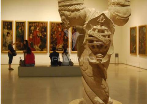 Apartamento t1 remodelado em alcântara