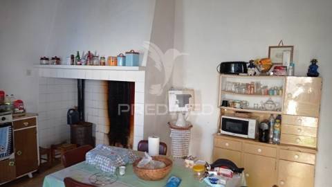 Casa típica do alentejo, aldeia velha- avis.