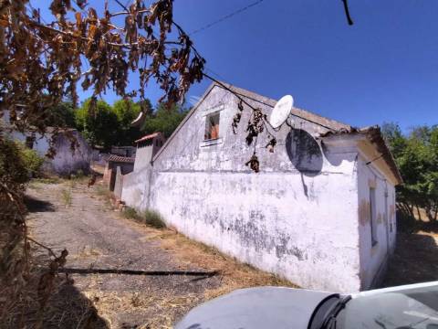 Moradia térrea de tipologia t2, no concelho de gavião