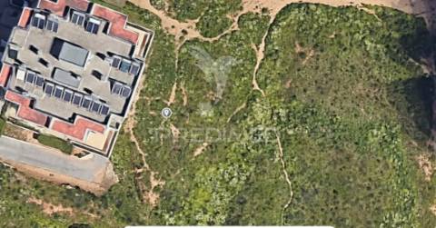 Lote de terreno para construção de prédio com 20 fogos 5 pisos