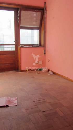 2 prédios c/ projecto  -  ao marquês