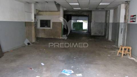 2 prédios c/ projecto  -  ao marquês