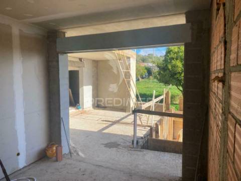 Moradia v3 em construção