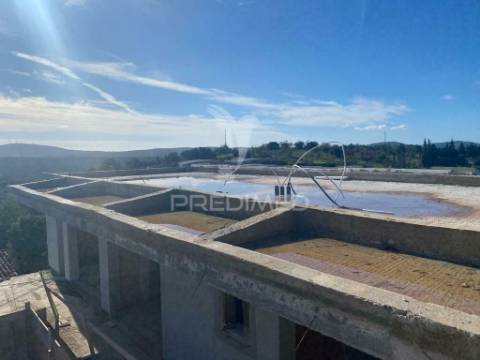 Moradia v3 em construção