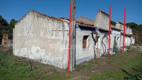 Venda conjunta de duas casas, galveias