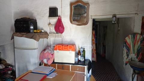 Venda conjunta de duas casas, galveias